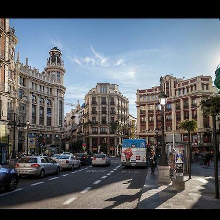 Centroapartament Atocha. Apartment Madrid Bagian luar foto