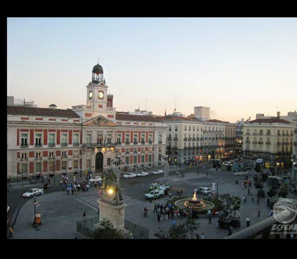 Centroapartament Atocha. Apartment Madrid Bagian luar foto